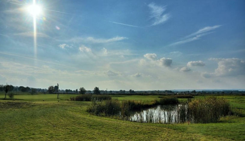 Golf resort Jezera Ostrožská Nová Ves